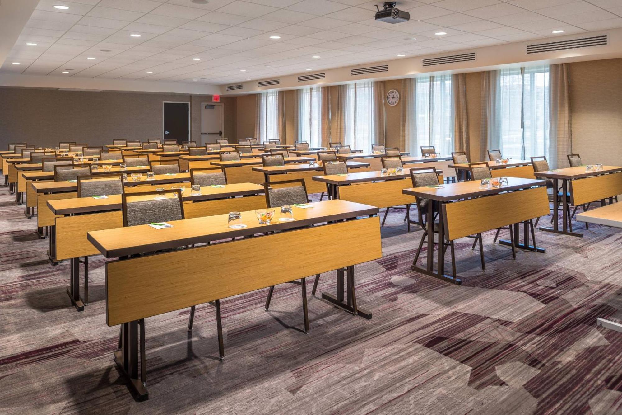 Courtyard By Marriott Detroit Farmington Hotel Farmington Hills Eksteriør billede