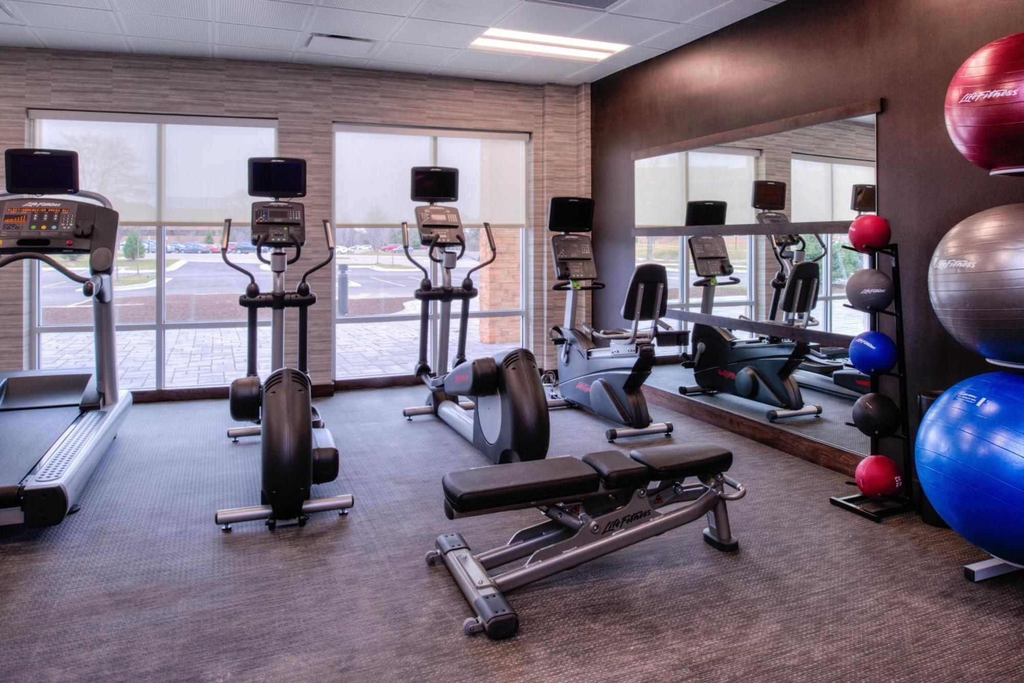 Courtyard By Marriott Detroit Farmington Hotel Farmington Hills Eksteriør billede