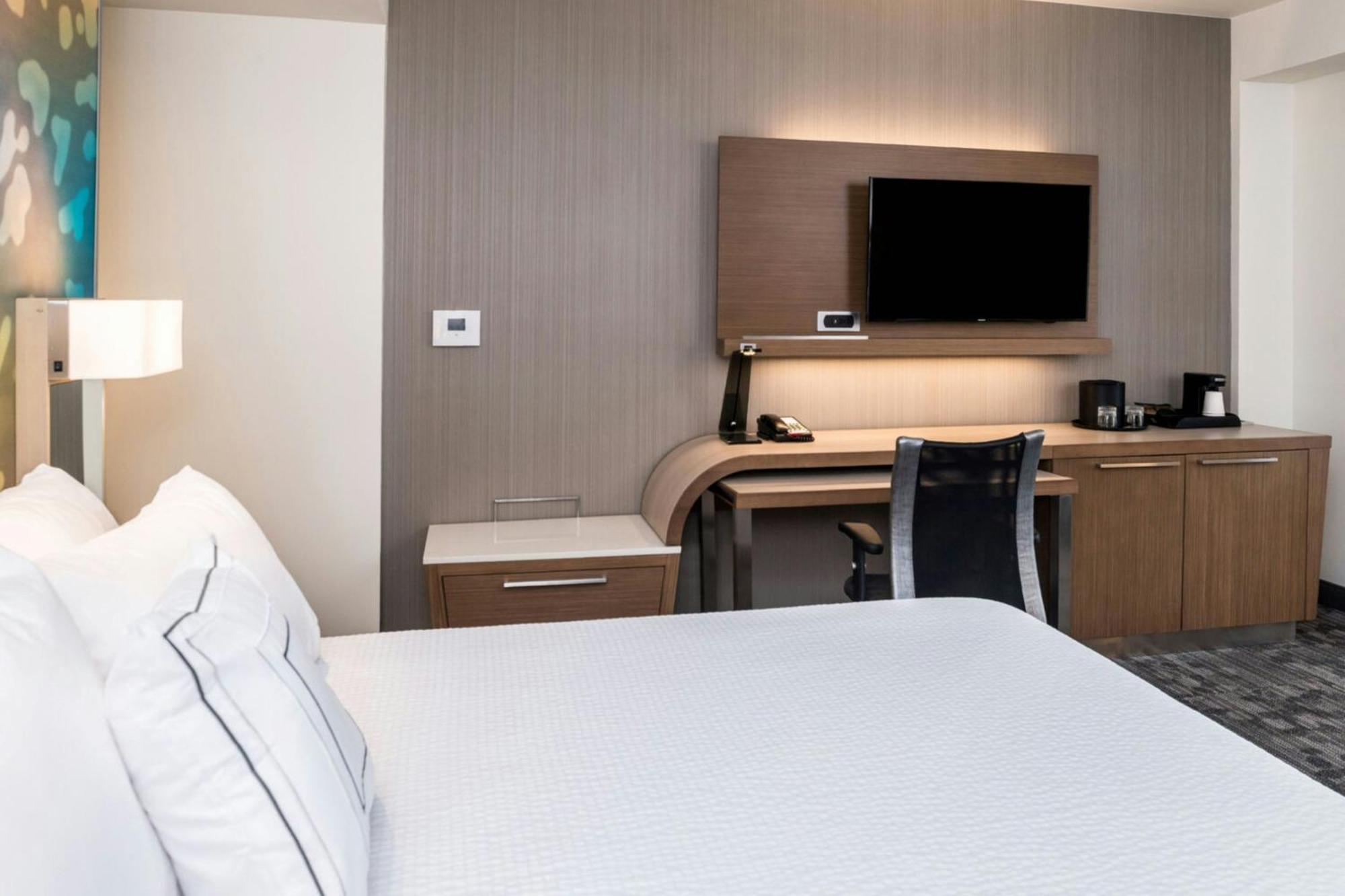 Courtyard By Marriott Detroit Farmington Hotel Farmington Hills Eksteriør billede